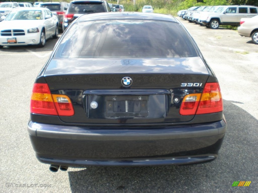 2002 3 Series 330i Sedan - Orient Blue Metallic / Grey photo #6