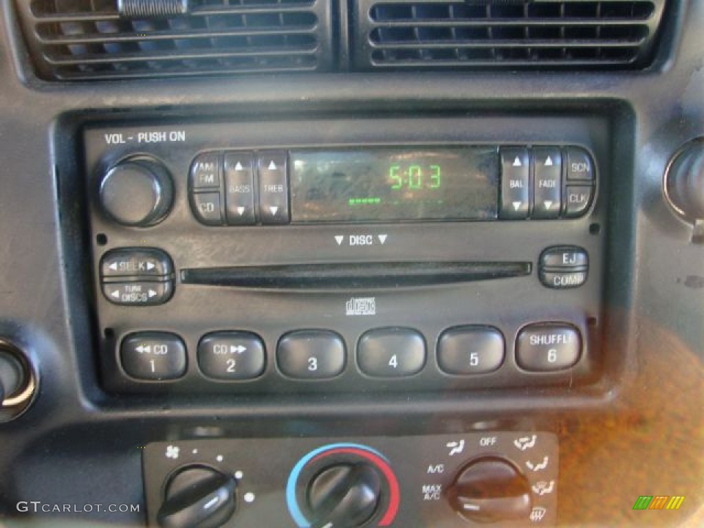 2002 Ford Ranger XLT SuperCab Audio System Photos