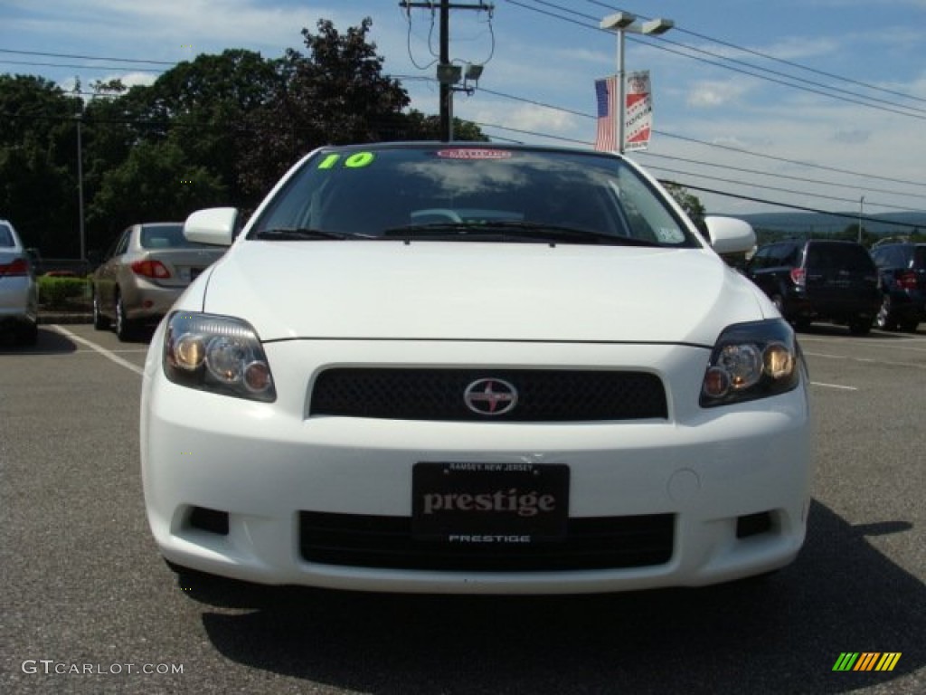 2010 tC  - Super White / Dark Charcoal photo #2