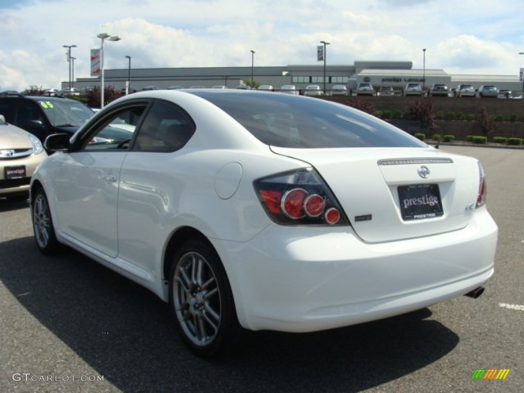 2010 tC  - Super White / Dark Charcoal photo #4