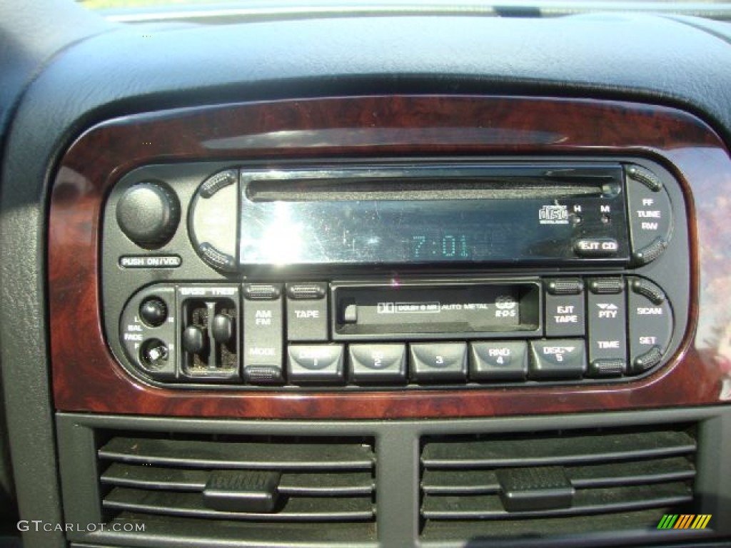 2003 Jeep Grand Cherokee Limited 4x4 Audio System Photos