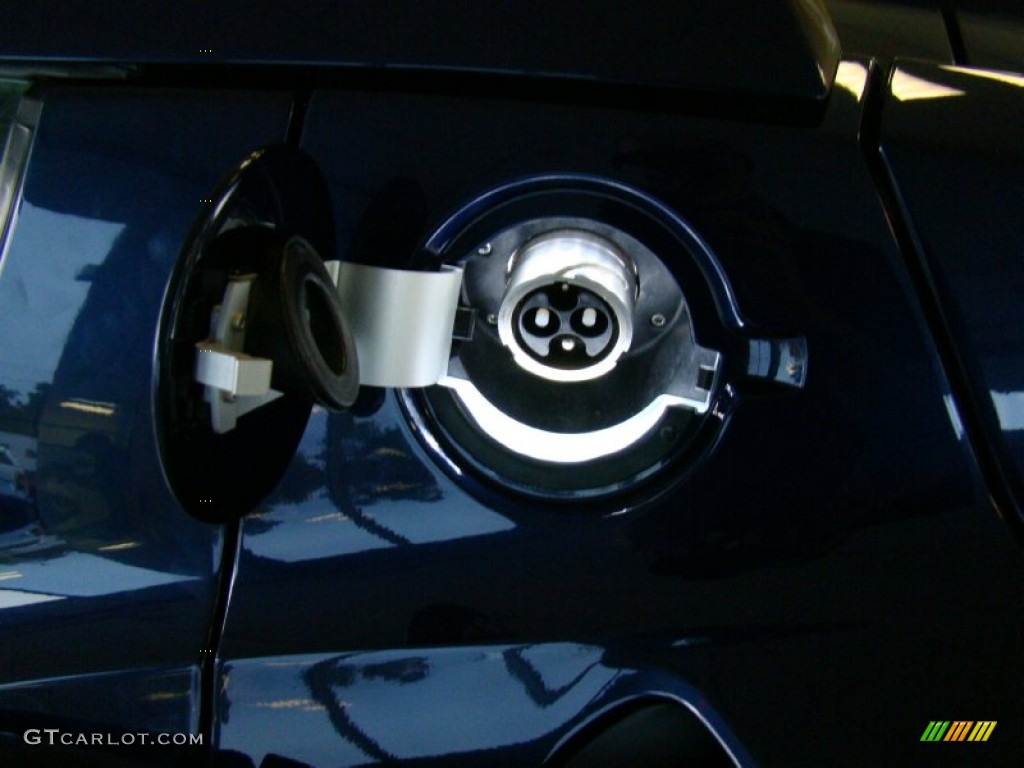 2008 Tesla Roadster Standard Roadster Model Controls Photo #53346523