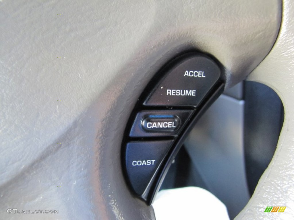 2001 Dodge Caravan SE Controls Photo #53346592