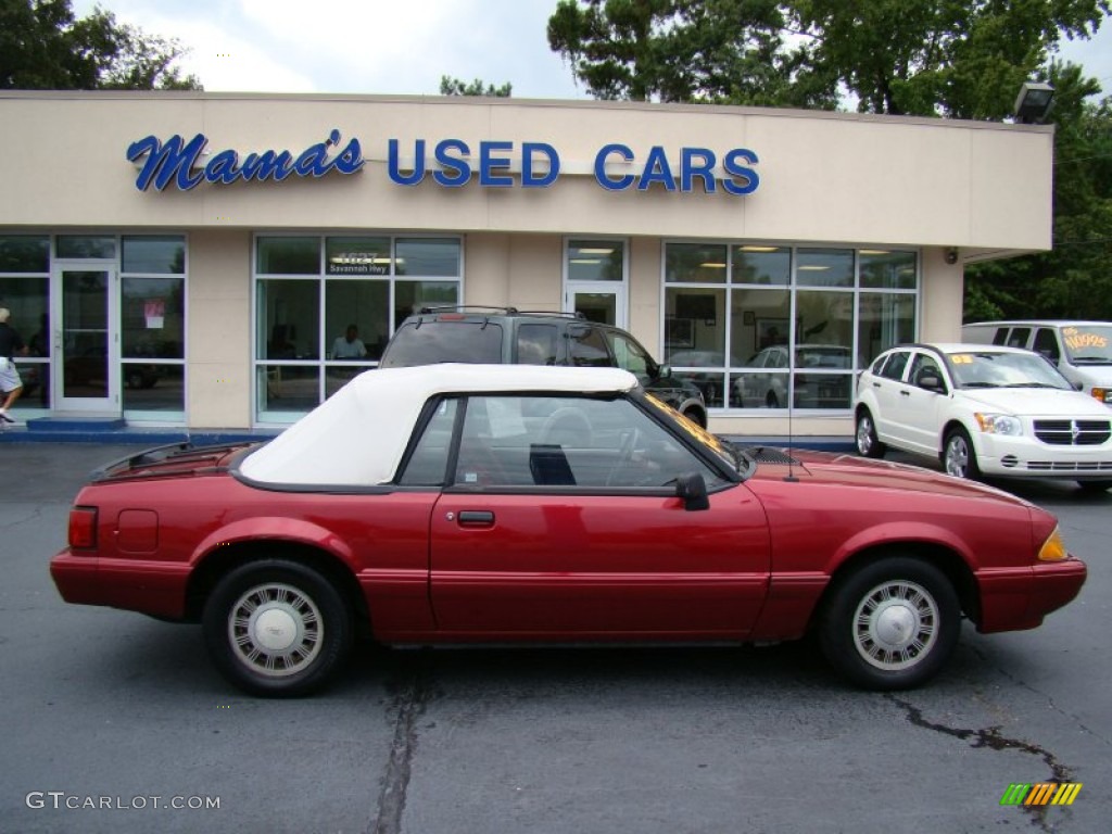1993 Mustang LX Convertible - Electric Red Metallic / Red photo #1
