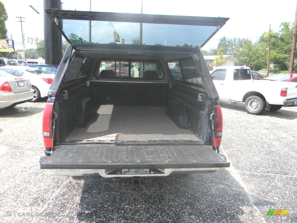 1995 C/K K1500 Regular Cab 4x4 - Black / Burgundy photo #7