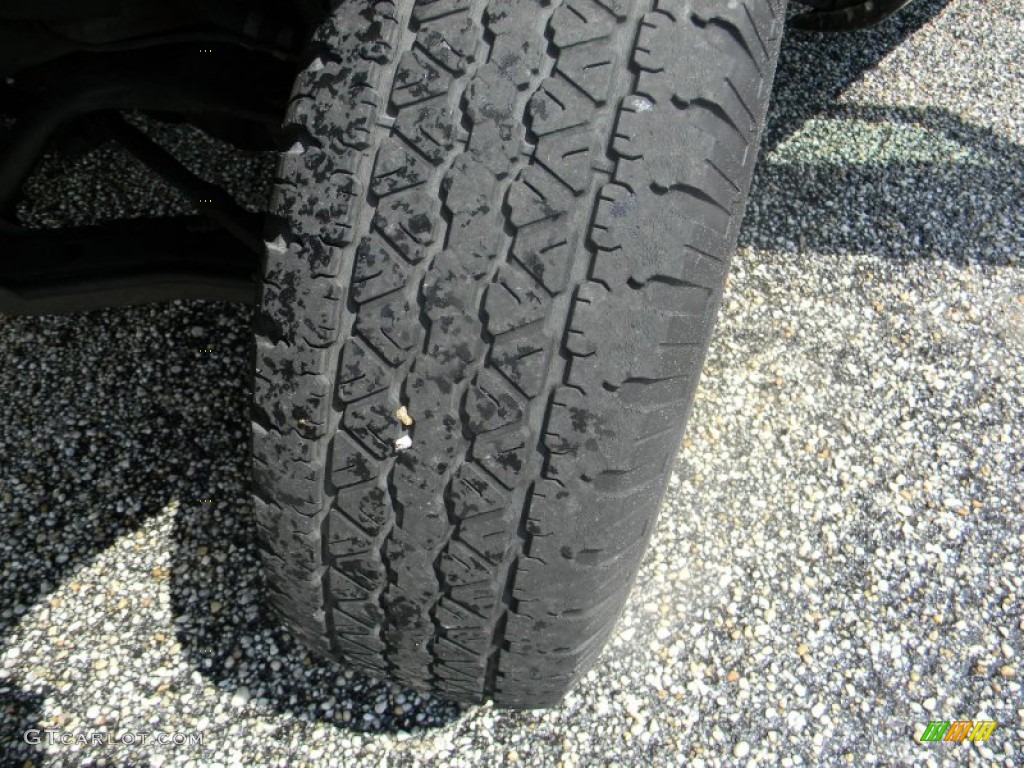 1995 C/K K1500 Regular Cab 4x4 - Black / Burgundy photo #11