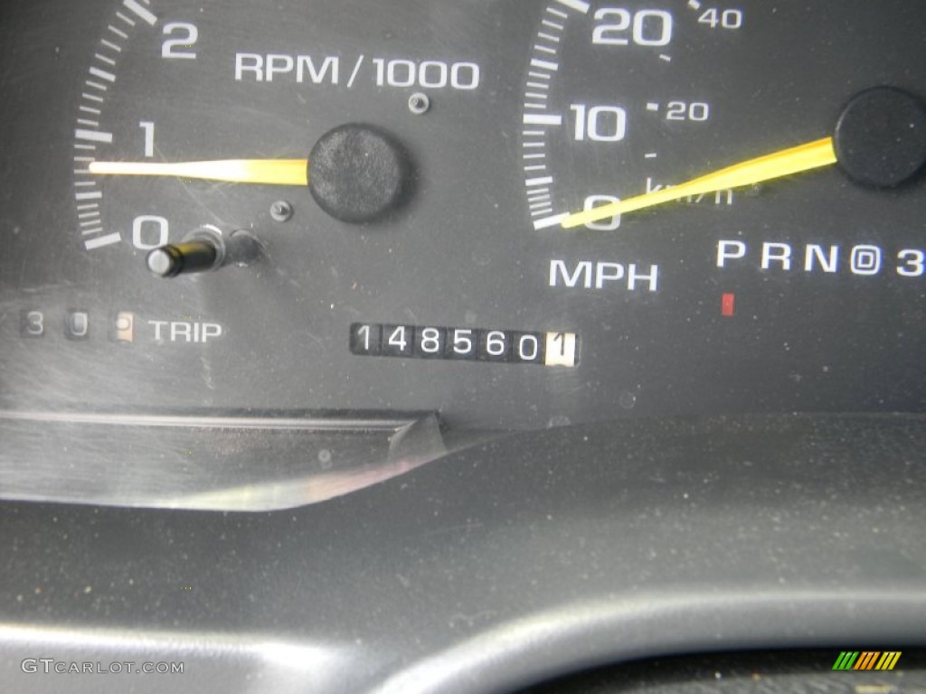 1995 C/K K1500 Regular Cab 4x4 - Black / Burgundy photo #24