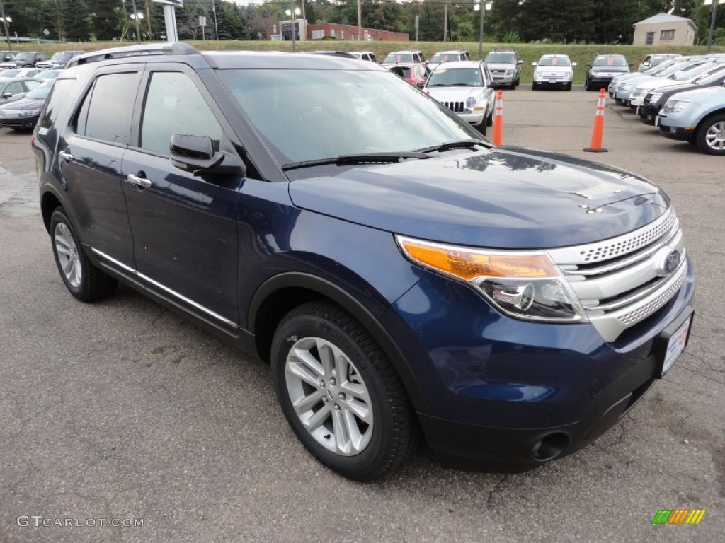 2012 Explorer XLT EcoBoost - Dark Pearl Blue Metallic / Charcoal Black photo #6