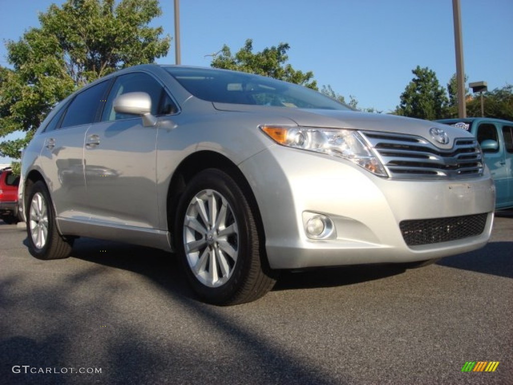 2010 Venza I4 - Classic Silver Metallic / Ivory photo #1