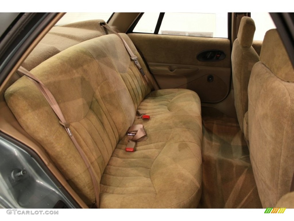 Beige Interior 1995 Oldsmobile Cutlass Supreme S Sedan Photo #53353006
