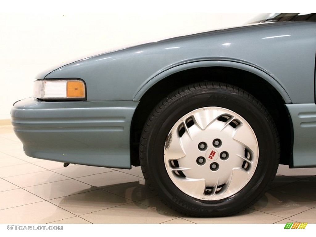 1995 Oldsmobile Cutlass Supreme S Sedan Wheel Photos