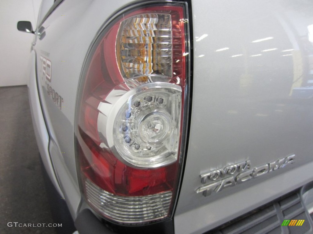 2009 Tacoma V6 TRD Sport Double Cab 4x4 - Silver Streak Mica / Graphite Gray photo #15