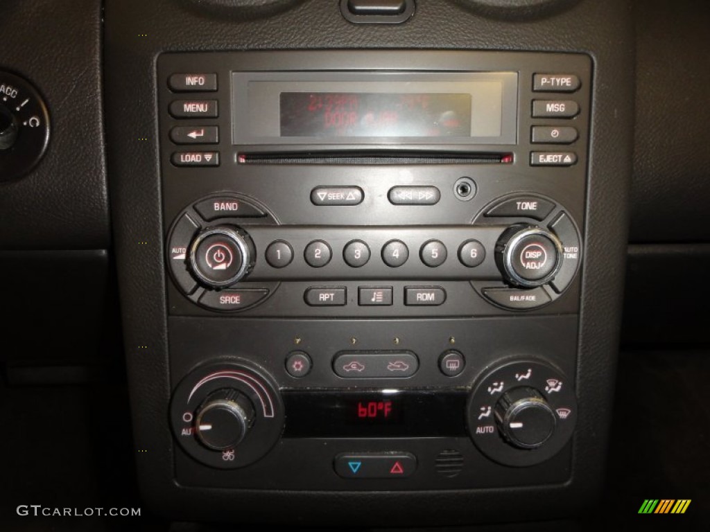 2008 Pontiac G6 GXP Coupe Audio System Photos