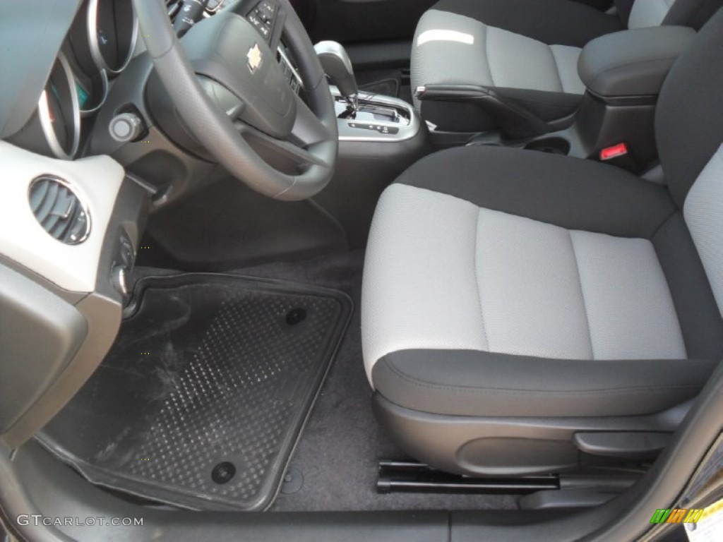 Jet Black/Medium Titanium Interior 2012 Chevrolet Cruze LS Photo #53357731