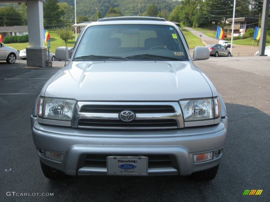 1999 4Runner Limited 4x4 - Desert Dune Metallic / Oak photo #3