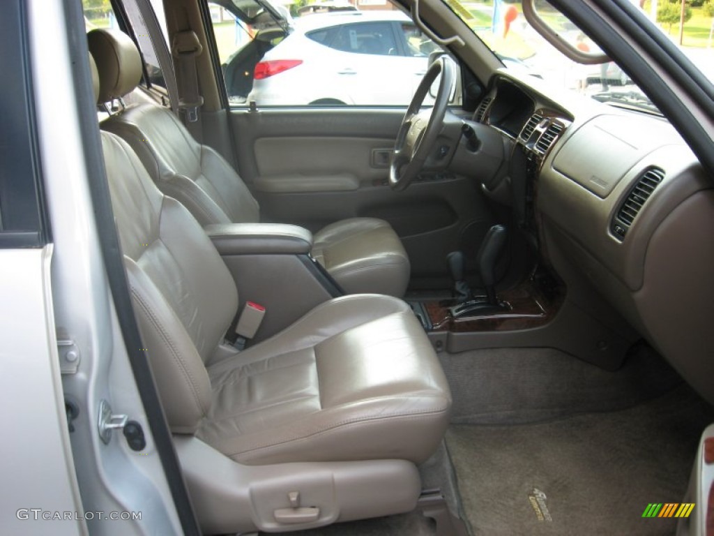 1999 4Runner Limited 4x4 - Desert Dune Metallic / Oak photo #22