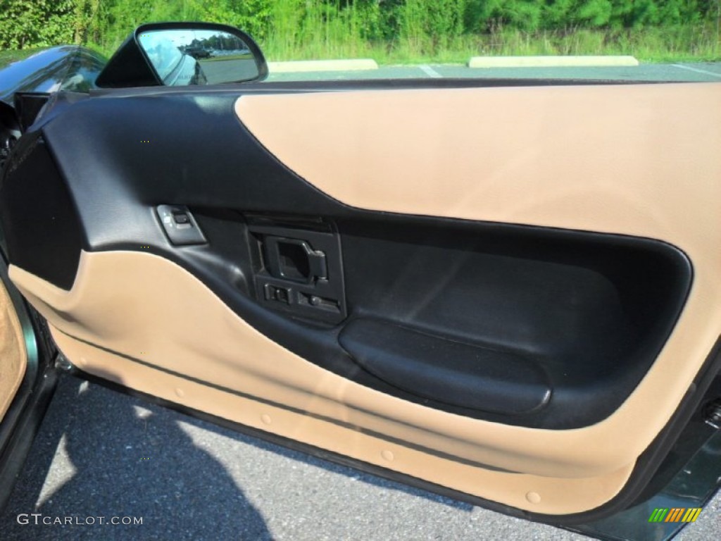 1994 Chevrolet Corvette Coupe Light Beige Door Panel Photo #53359741