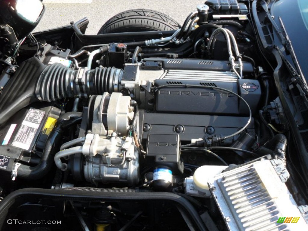 1994 Chevrolet Corvette Coupe 5.7 Liter OHV 16-Valve LT1 V8 Engine Photo #53359768
