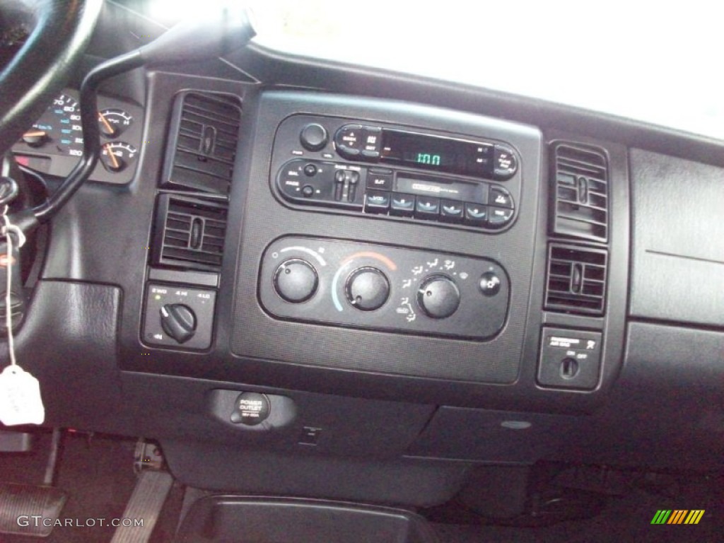 2001 Dodge Dakota SLT Club Cab 4x4 Controls Photo #53359828