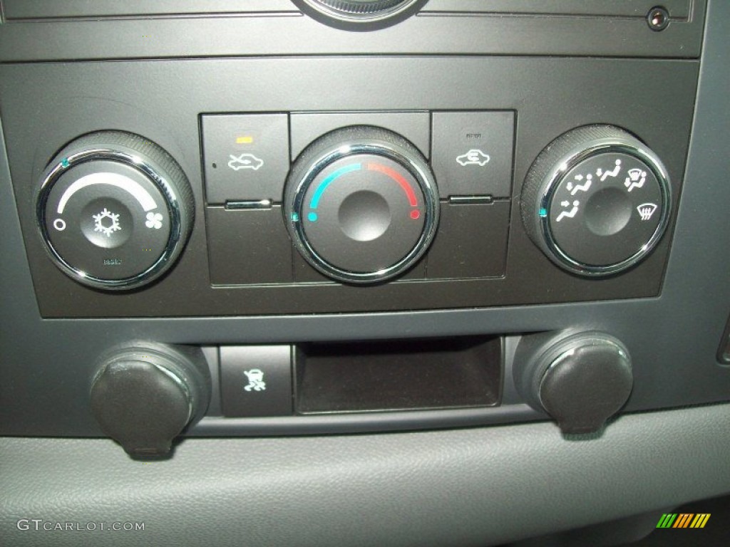 2009 Chevrolet Silverado 1500 Extended Cab Controls Photo #53362492