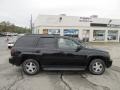 Black - TrailBlazer LS 4x4 Photo No. 2