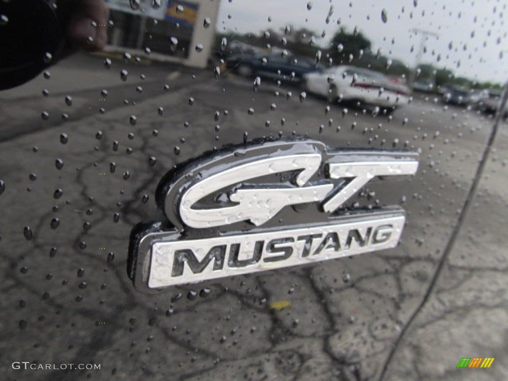 1994 Ford Mustang GT Coupe Marks and Logos Photo #53367509