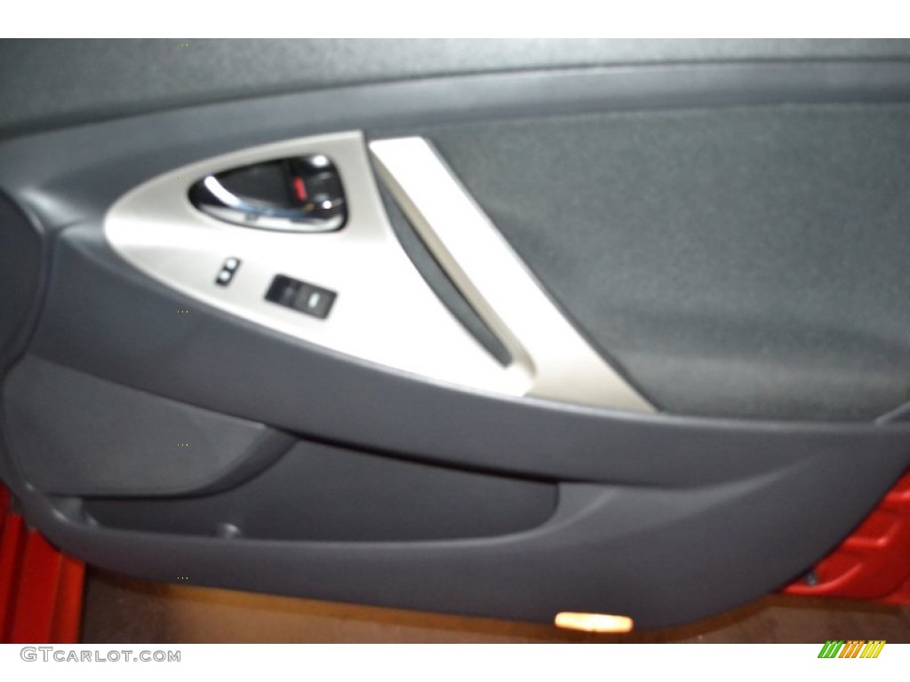 2010 Camry SE - Barcelona Red Metallic / Dark Charcoal photo #10