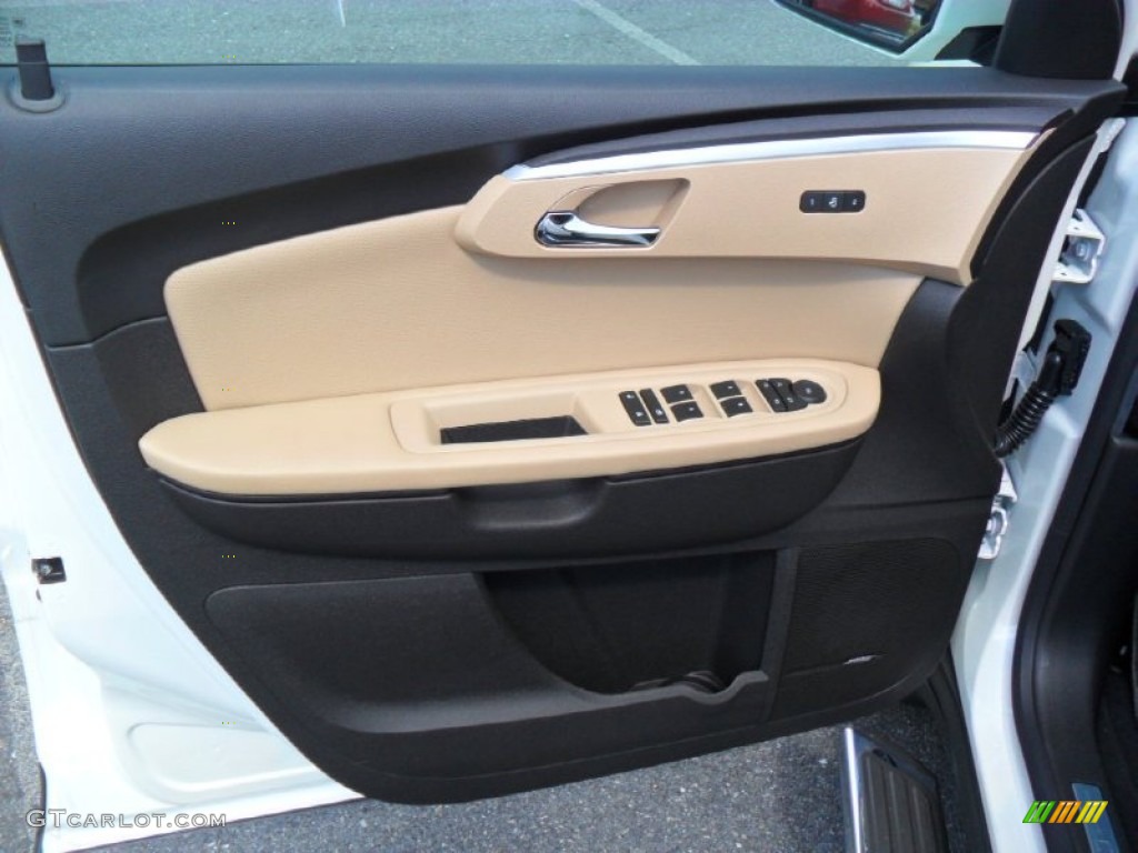 2012 Chevrolet Traverse LTZ Cashmere/Ebony Door Panel Photo #53369123