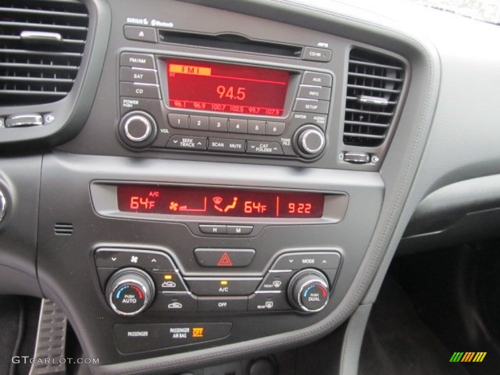 2011 Kia Optima SX Controls Photo #53369360