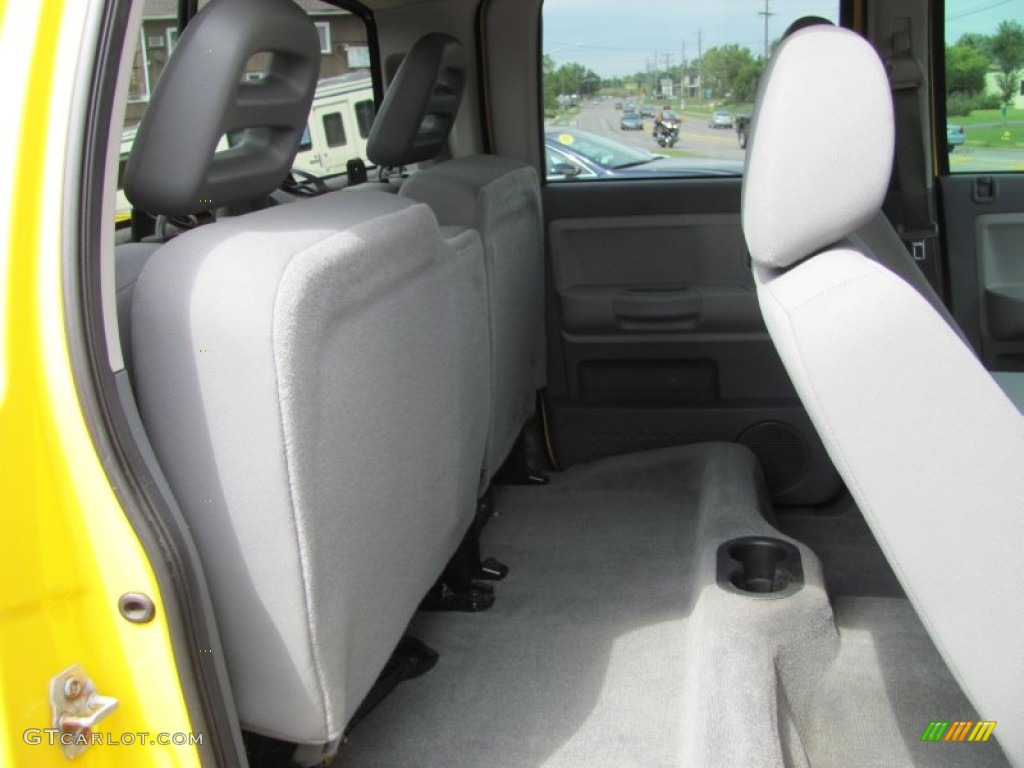 2007 Dakota SLT Quad Cab 4x4 - Detonator Yellow / Medium Slate Gray photo #7