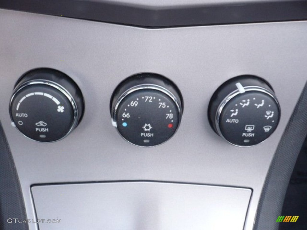 2010 Chrysler Sebring Limited Hardtop Convertible Controls Photo #53370707