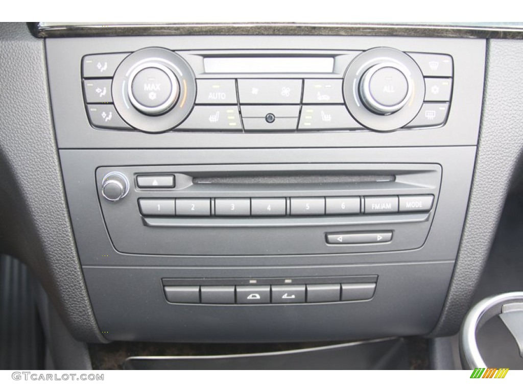 2012 BMW 1 Series 128i Convertible Controls Photo #53373173