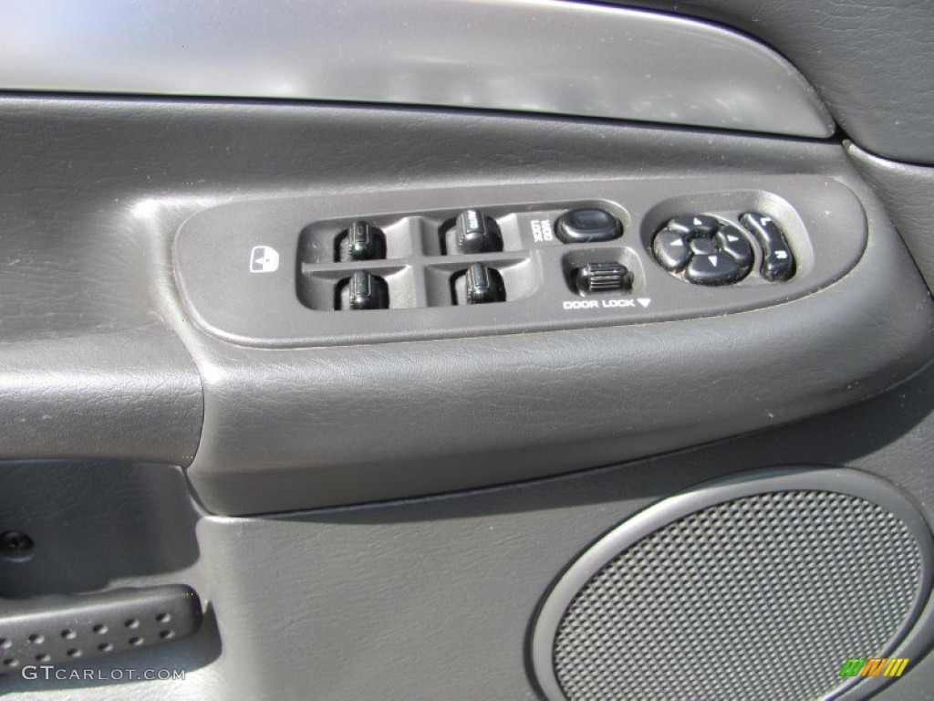 2005 Dodge Ram 2500 Laramie Quad Cab 4x4 Controls Photo #53373242