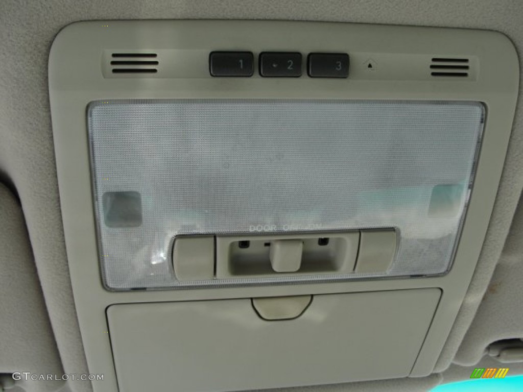 2001 Lexus LS 430 Controls Photo #53373422