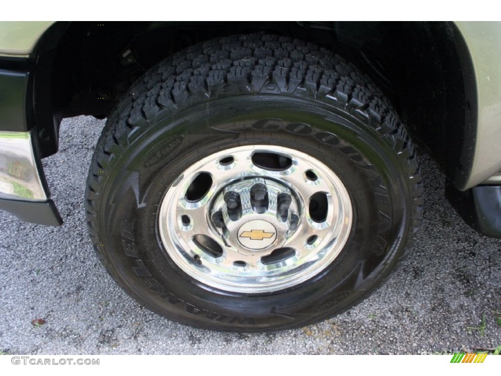 2003 Chevrolet Suburban 2500 LS 4x4 Wheel Photo #53375144
