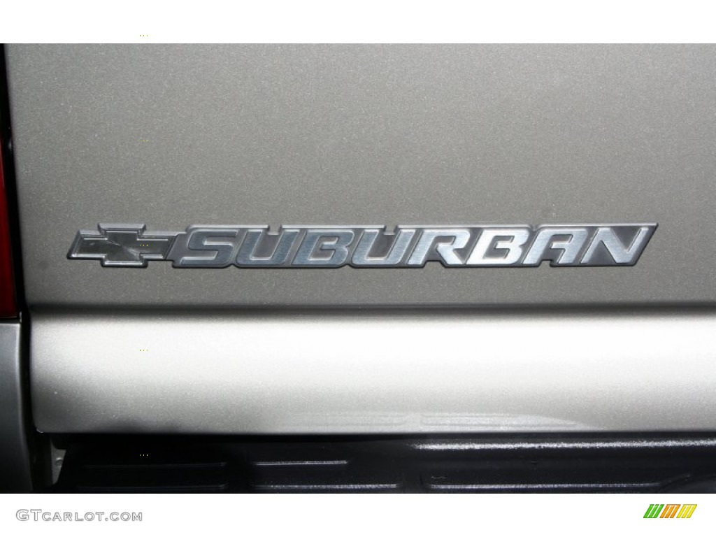 2003 Chevrolet Suburban 2500 LS 4x4 Marks and Logos Photo #53375582