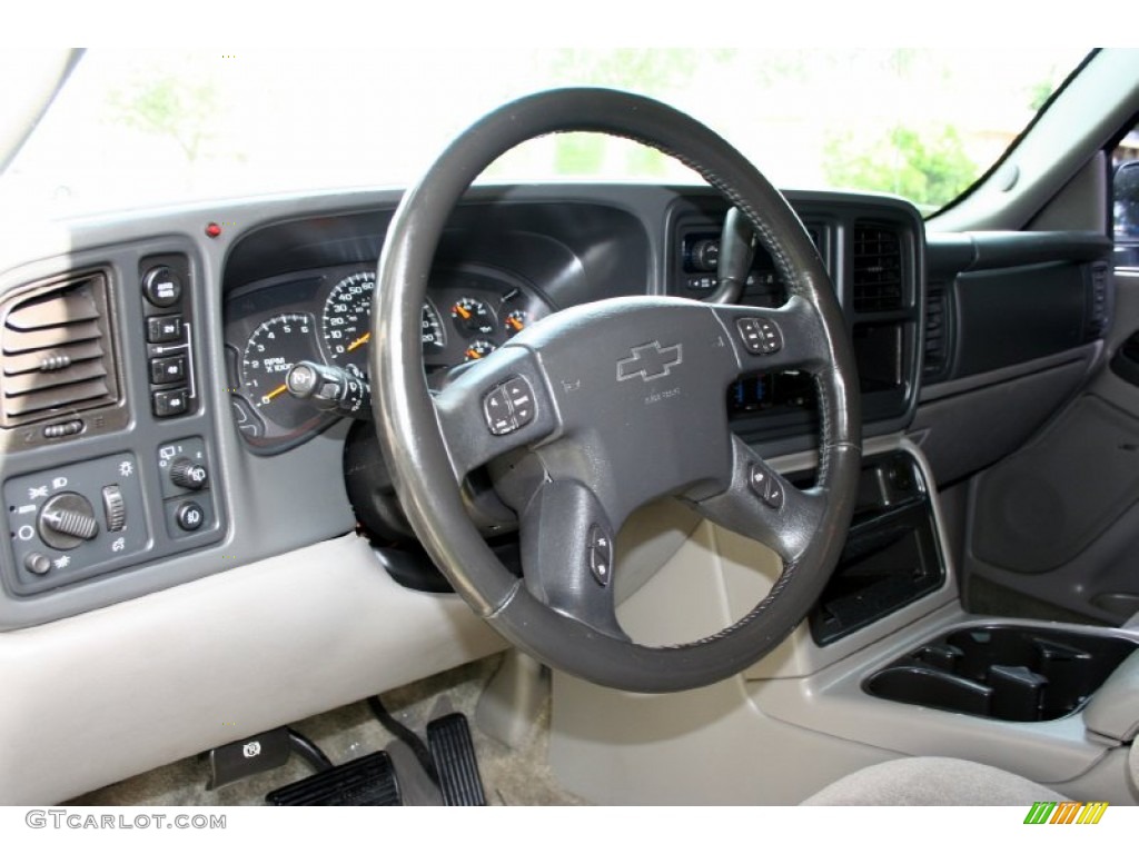 2003 Chevrolet Suburban 2500 LS 4x4 Gray/Dark Charcoal Steering Wheel Photo #53375765