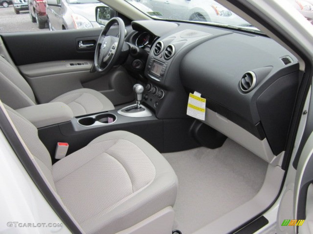 2011 Rogue SV AWD - Pearl White / Gray photo #8