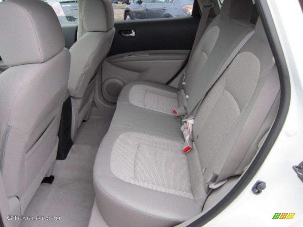 2011 Rogue SV AWD - Pearl White / Gray photo #12