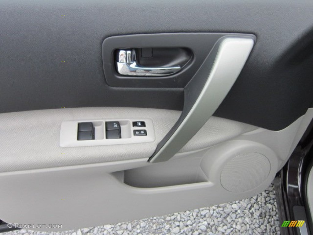 2011 Rogue SV AWD - Black Amethyst / Gray photo #16