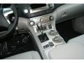 2012 Toyota Highlander SE 4WD Controls