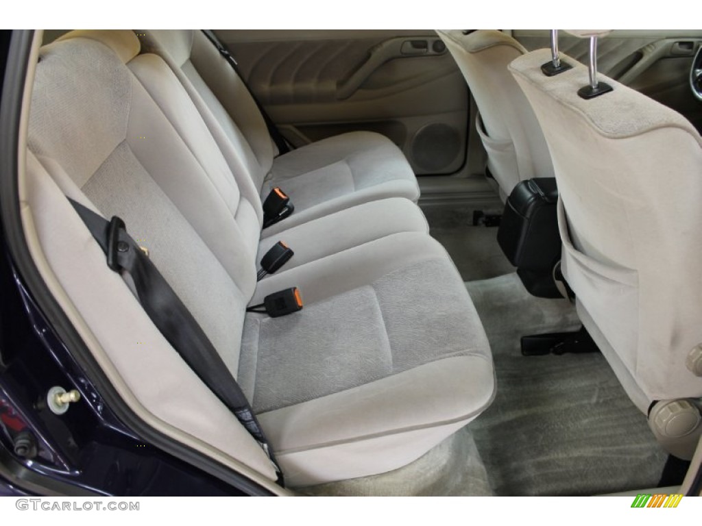 Beige Interior 1997 Volkswagen Passat GLX Wagon Photo #53376791