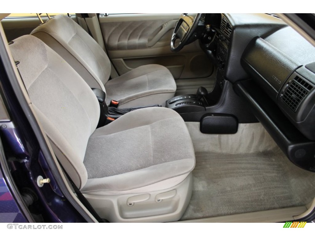 1997 Volkswagen Passat GLX Wagon Interior Color Photos