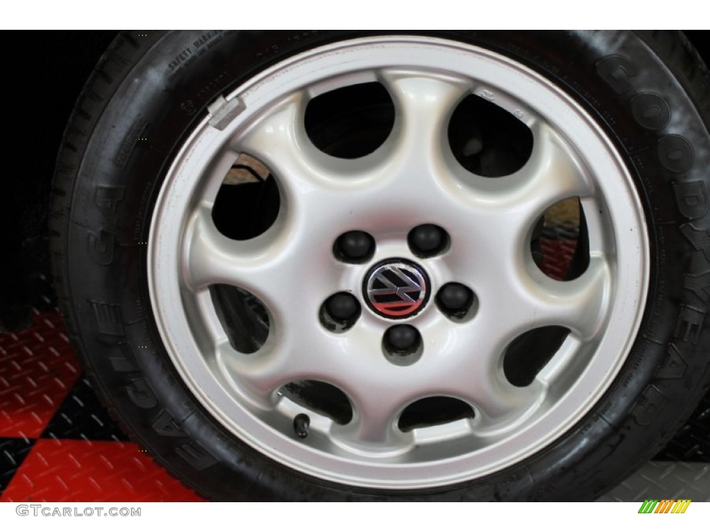 1997 Volkswagen Passat GLX Wagon Wheel Photo #53376848