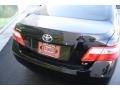 Black - Camry LE Photo No. 19