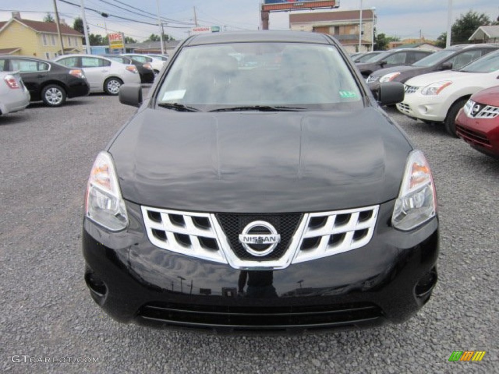 2011 Rogue S AWD - Wicked Black / Black photo #2