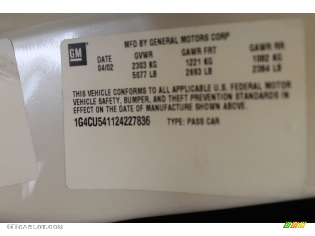 2002 Park Avenue Ultra - White Diamond / Shale photo #10