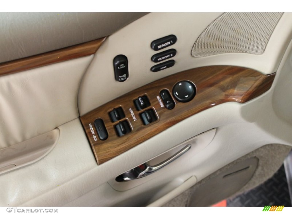 2002 Park Avenue Ultra - White Diamond / Shale photo #11