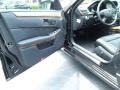 Black - E 350 Sedan Photo No. 15