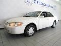 1999 Super White Toyota Camry LE  photo #7